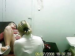 Blonde bezocht mijn arts.